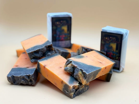 Handgemachte Olivenölseife "Orange & Zimt" 90g Barren