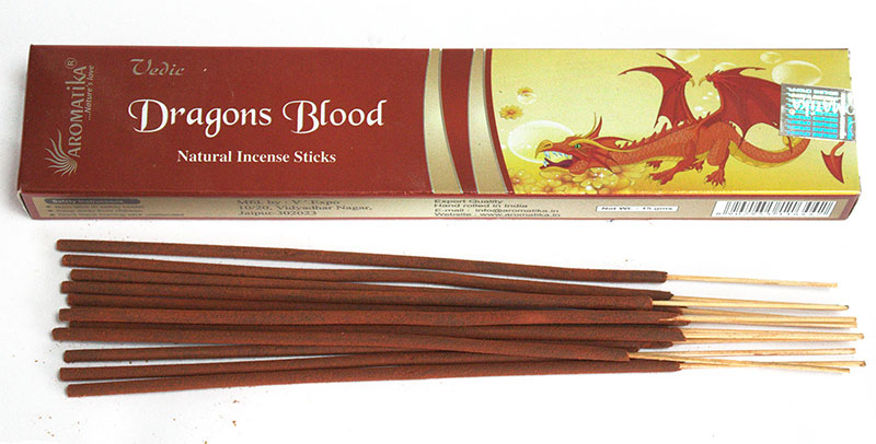 Vedische Räucherstäbchen "Dragons Blood" 15g (Indien)